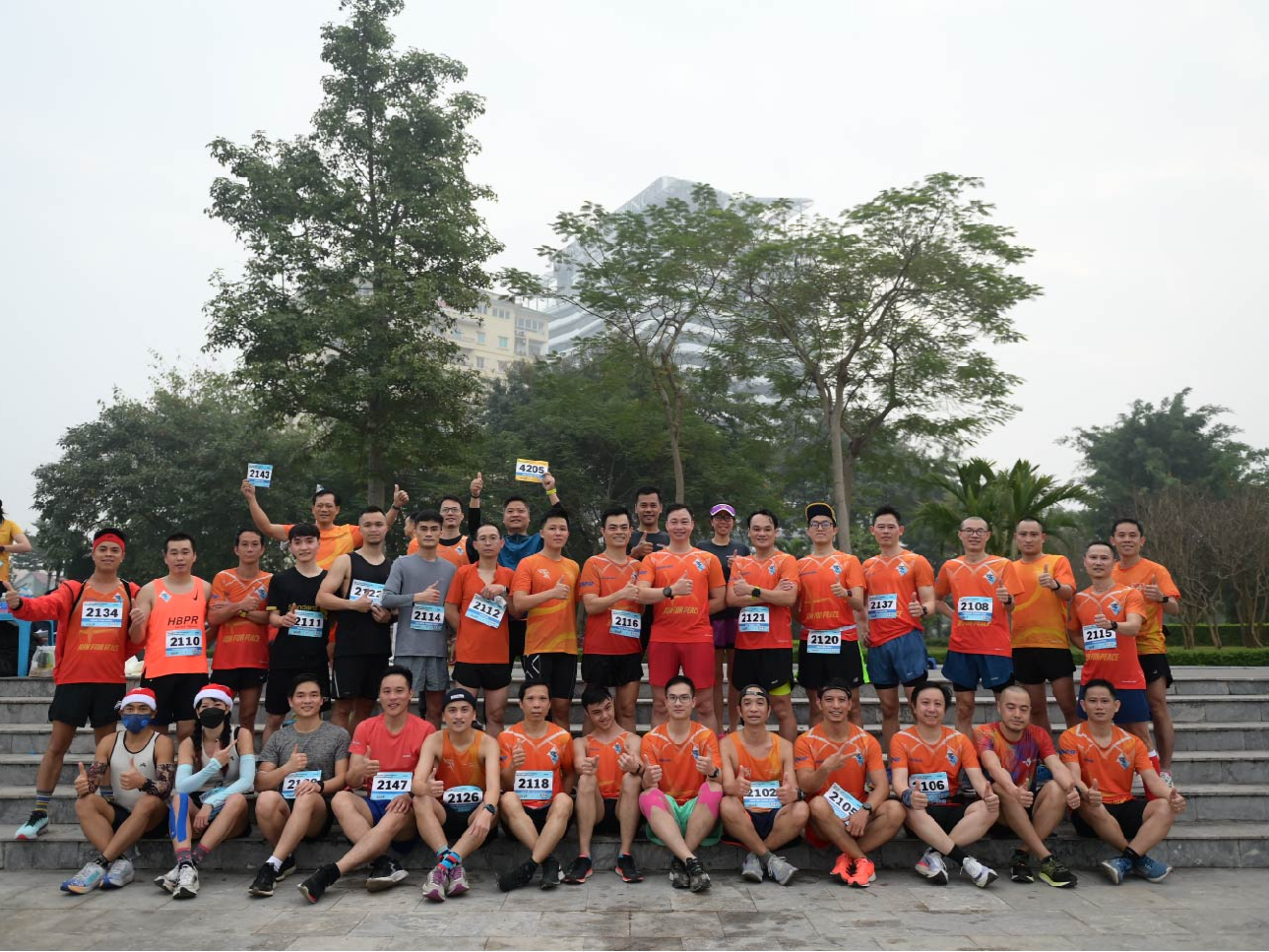Hoa Binh Park Runner Record-Breaking Day